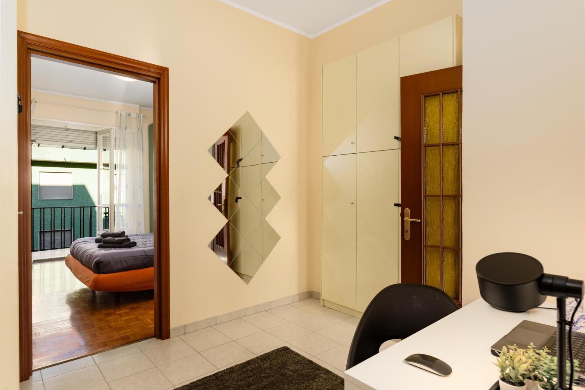 Apartment Zona Stadio Olimpico Ampio Bilocale Con Balcone Turin